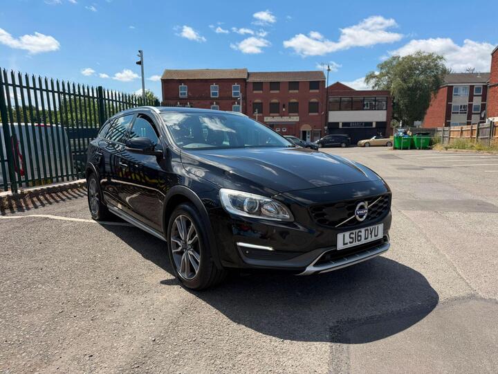 Volvo V60 Cross Country 2.0 D4 Lux Nav Auto Euro 6 (s/s) 5dr