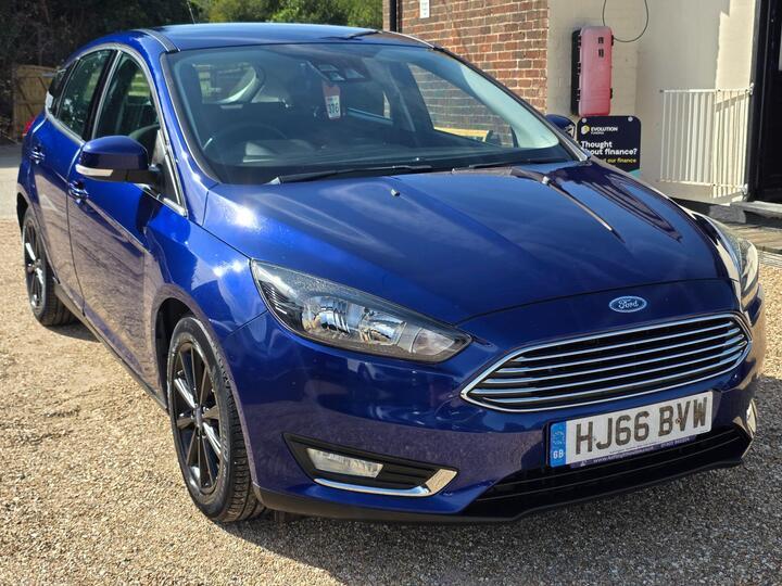 Ford Focus 1.5T EcoBoost Titanium Euro 6 (s/s) 5dr
