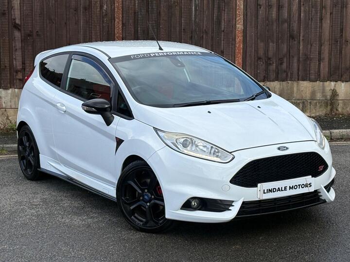 Ford Fiesta 1.6T EcoBoost ST-3 Euro 5 (s/s) 3dr
