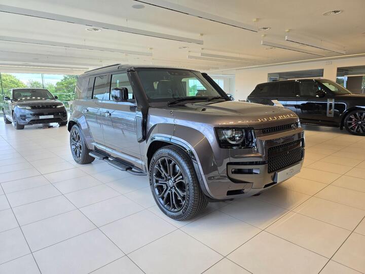 Land Rover Defender 110 4.4 P635 V8 MHEV OCTA Auto 4WD Euro 6 (s/s) 5dr