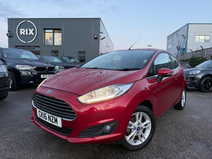 Ford FIESTA 1.25 Zetec Euro 6 3dr Ford FIESTA 1.25 Zetec Euro 6 3dr