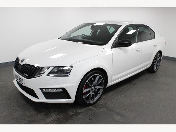 Skoda Octavia 2.0 TSI VRS DSG Euro 6 (s/s) 5dr Skoda Octavia 2.0 TSI VRS DSG Euro 6 (s/s) 5dr