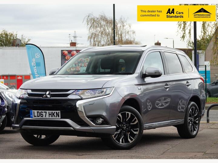 Mitsubishi Outlander 2.0h 12kWh 4h CVT 4WD Euro 6 (s/s) 5dr Mitsubishi Outlander 2.0h 12kWh 4h CVT 4WD Euro 6 (s/s) 5dr