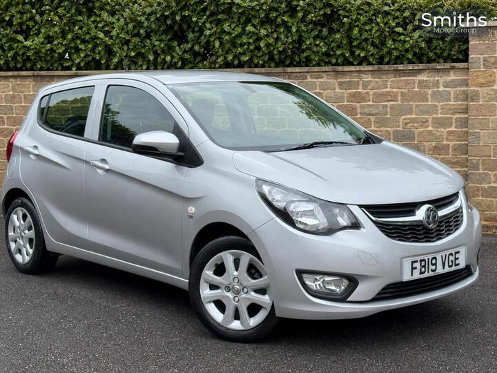 Vauxhall Viva 1.0i SE Euro 6 5dr (a/c) Vauxhall Viva 1.0i SE Euro 6 5dr (a/c)