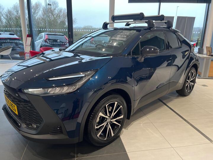 Toyota C-HR 2.0 VVT 13.6kWh Design CVT Euro 6 (s/s) 5dr