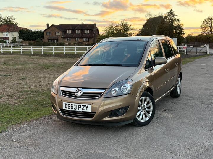 Vauxhall Zafira 1.8 16V Design Euro 5 5dr (SNav)