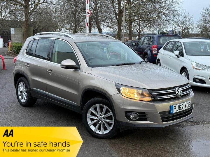 Volkswagen Tiguan 2.0 TDI BlueMotion Tech SE DSG 4WD Euro 5 (s/s) 5dr