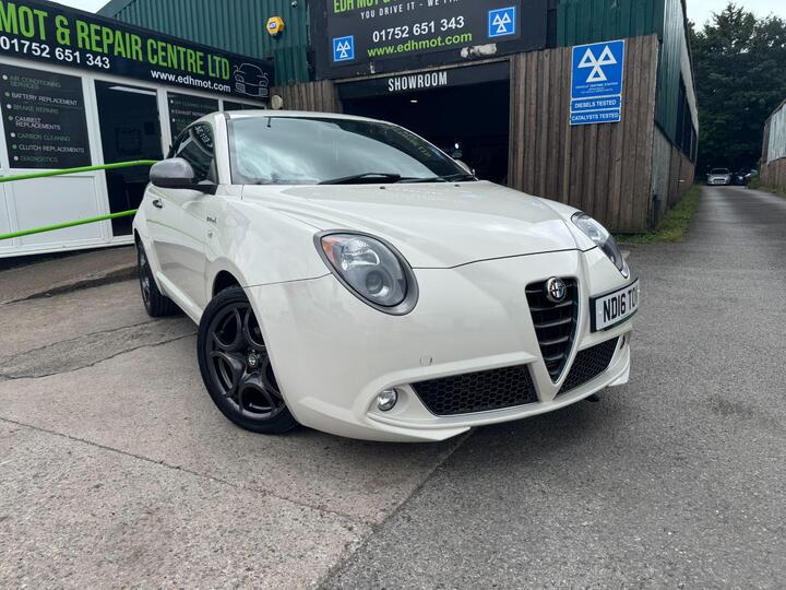 Alfa Romeo MiTo 875 TB TwinAir QV Line Euro 6 (s/s) 3dr