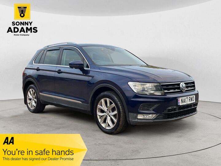 Volkswagen TIGUAN 2.0 TDI BlueMotion Tech SE Navigation DSG 4Motion Euro 6 (s/s) 5dr Volkswagen TIGUAN 2.0 TDI BlueMotion Tech SE Navigation DSG 4Motion Euro 6 (s/s) 5dr