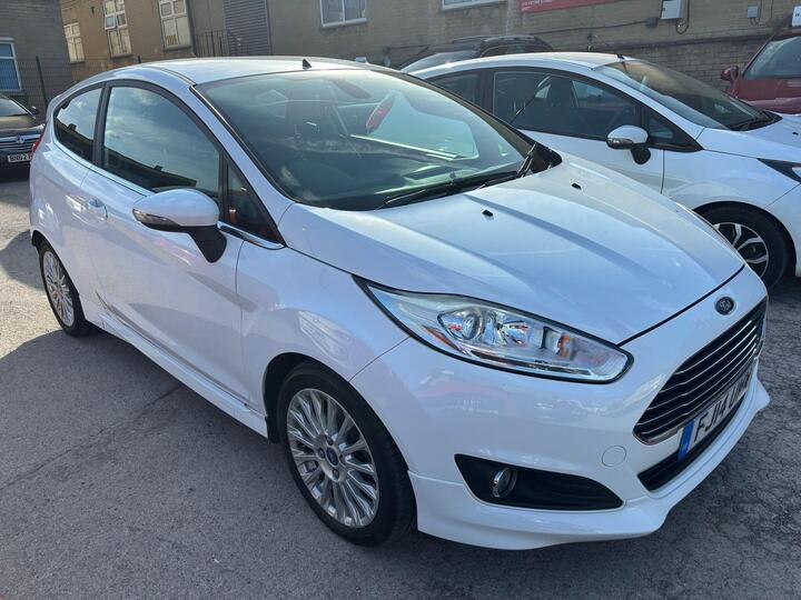 Ford Fiesta 1.0T EcoBoost Titanium Euro 5 (s/s) 3dr