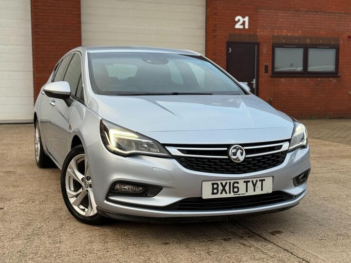 Vauxhall Astra 1.0i Turbo EcoFLEX SRi Nav Euro 6 (s/s) 5dr Vauxhall Astra 1.0i Turbo EcoFLEX SRi Nav Euro 6 (s/s) 5dr
