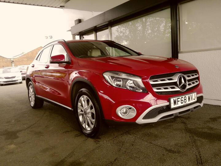 Mercedes-Benz GLA 1.6 GLA200 SE (Executive) Euro 6 (s/s) 5dr