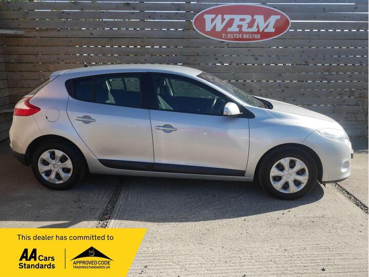 Renault Megane 1.6 16V Expression Euro 4 5dr