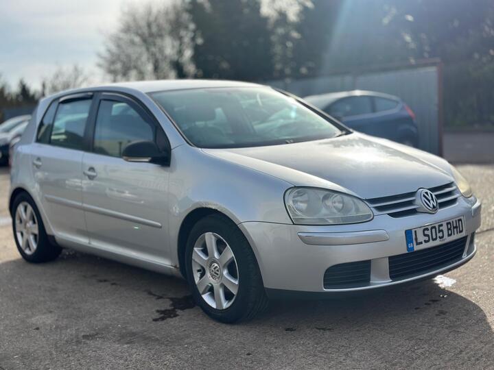 Volkswagen Golf 1.6 FSI Sport 5dr Volkswagen Golf 1.6 FSI Sport 5dr