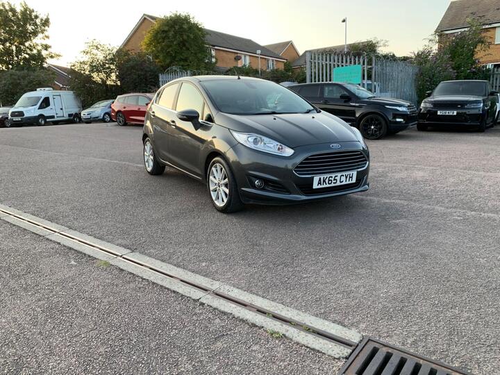 Ford Fiesta 1.0T EcoBoost Titanium Euro 6 (s/s) 5dr