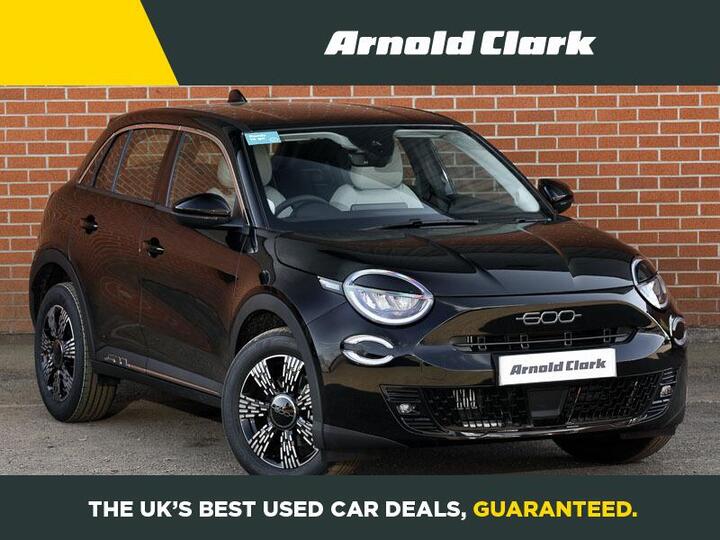 Fiat 600 1.2 MHEV E-DCT Euro 6 (s/s) 5dr