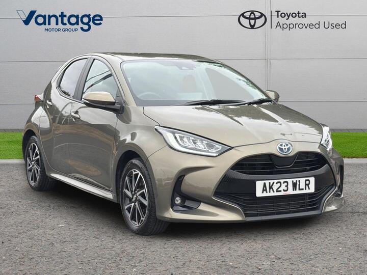 Toyota Yaris 1.5 VVT-h Design E-CVT Euro 6 (s/s) 5dr