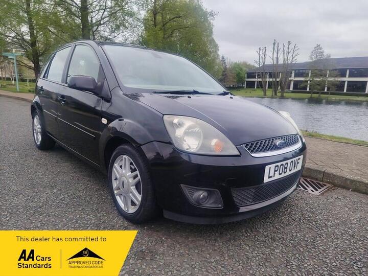 Ford Fiesta 1.6 Ghia 5dr