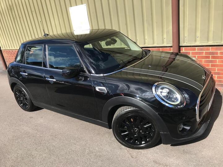 MINI Hatch 1.5 Cooper Classic Euro 6 (s/s) 5dr