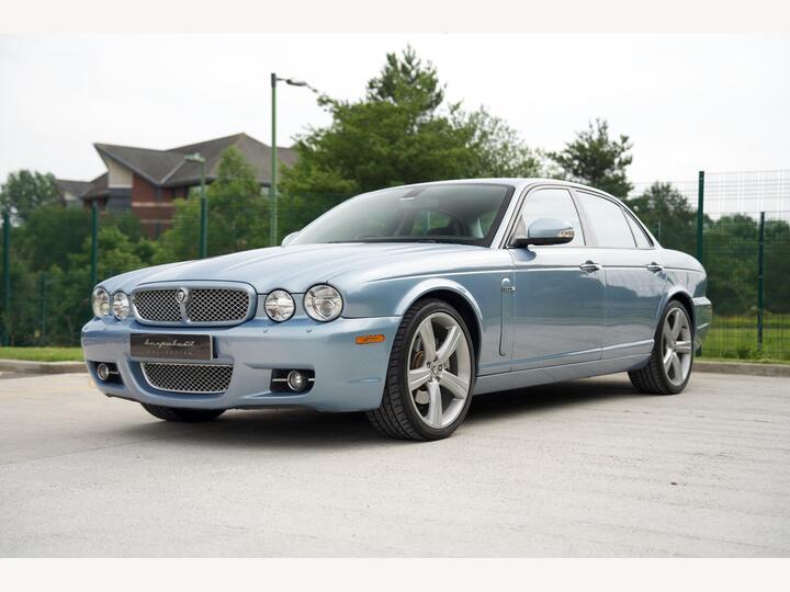 Jaguar XJ 2.7 TD Sport Premium 4dr