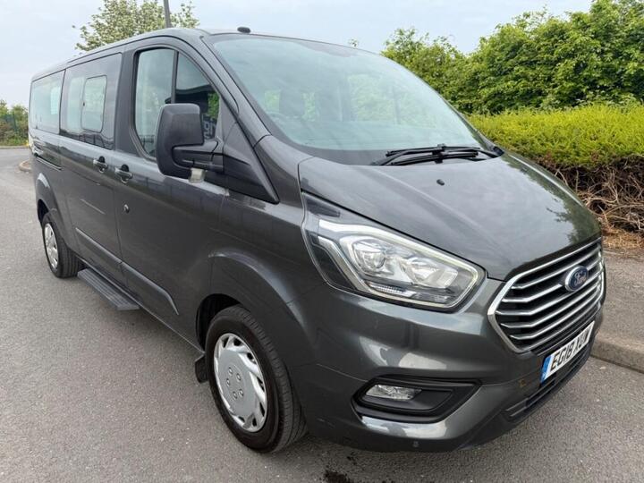 Ford Tourneo Custom 2.0 EcoBlue 130ps Low Roof 9 Seater