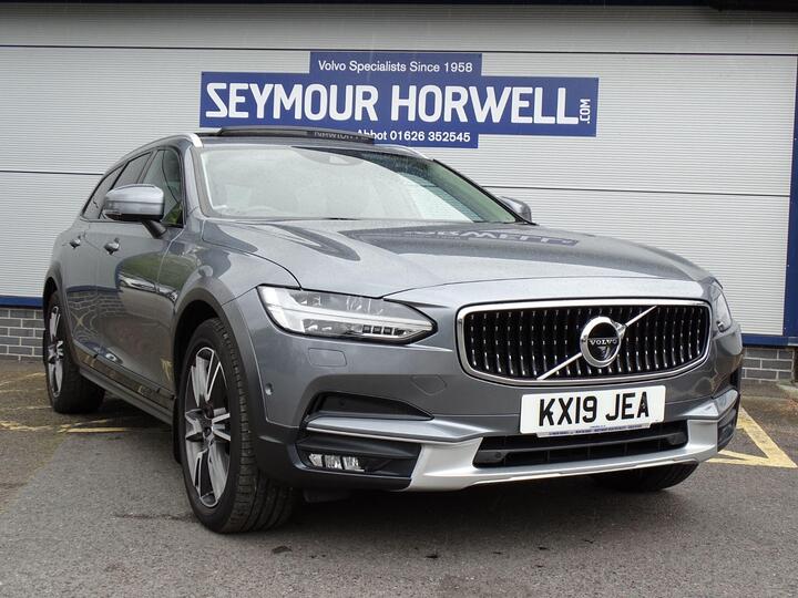 Volvo V90 Cross Country 2.0 D5 Plus Auto AWD Euro 6 (s/s) 5dr