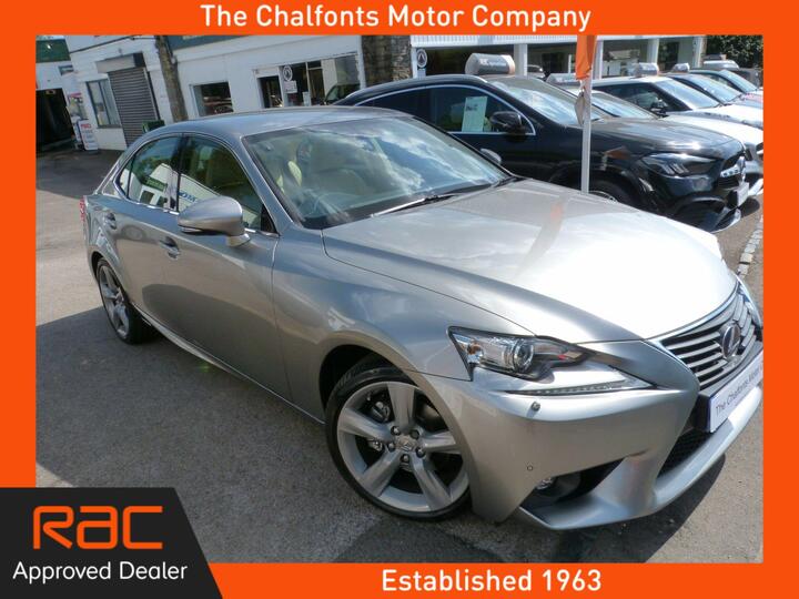 Lexus IS 2.5 300h Premier E-CVT Euro 5 (s/s) 4dr