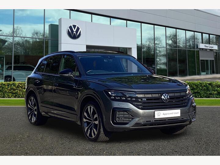 Volkswagen Touareg 3.0 TDI V6 Black Edition Tiptronic 4Motion Euro 6 (s/s) 5dr