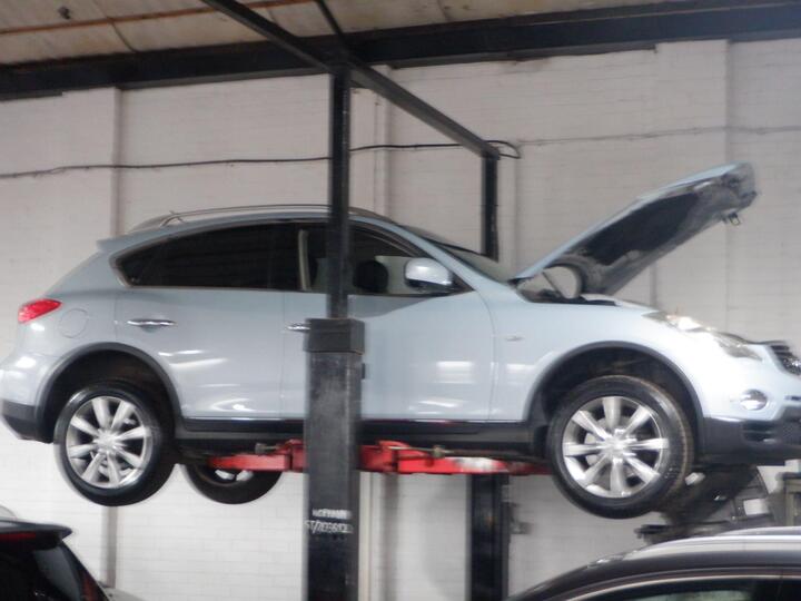 Infiniti EX 3.0 30d V6 Black Premium Auto 4WD Euro 5 5dr