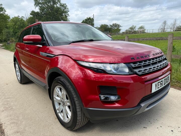 Land Rover Range Rover Evoque 2.2 SD4 Pure 4WD Euro 5 (s/s) 5dr Land Rover Range Rover Evoque 2.2 SD4 Pure 4WD Euro 5 (s/s) 5dr