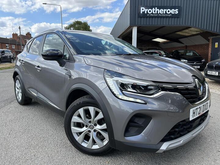 Renault CAPTUR 1.3 TCe Iconic Euro 6 (s/s) 5dr