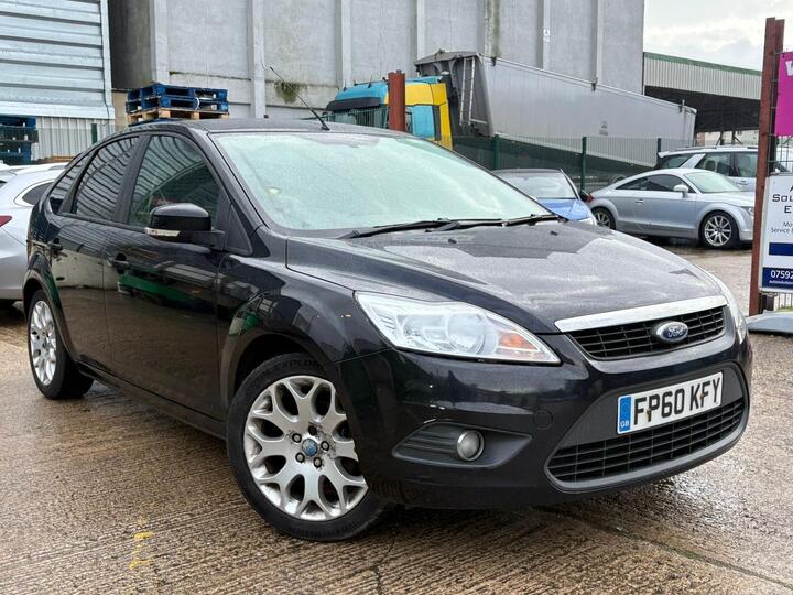 Ford Focus 1.6 Zetec 5dr
