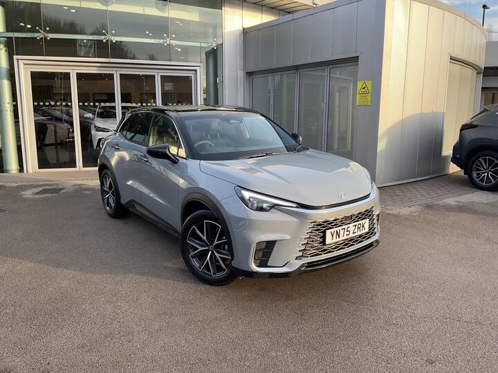 Lexus LBX 1.5 VVT-iE Premium Plus Design E-CVT Euro 6 (s/s) 5dr