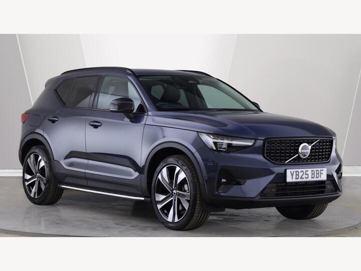 Volvo XC40 2.0 B4 MHEV Ultra Dark DCT Auto Euro 6 (s/s) 5dr