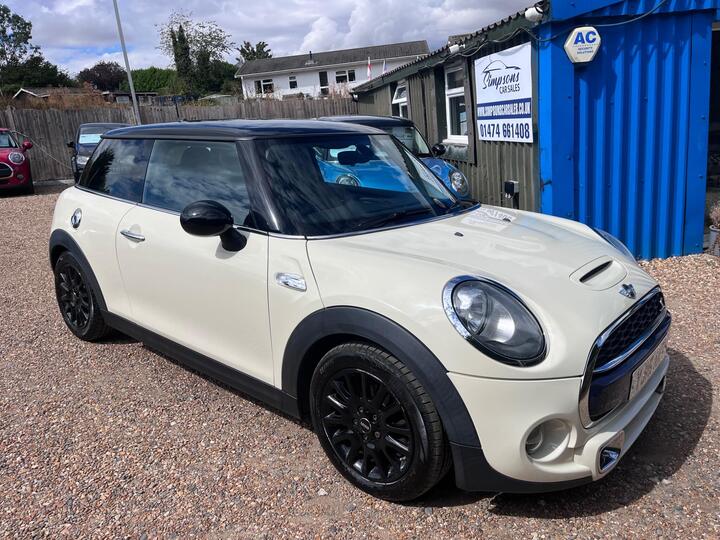 MINI Hatch 2.0 Cooper S Euro 6 (s/s) 3dr