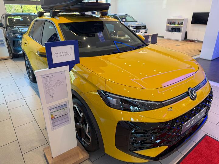 Volkswagen T-Roc 1.5 ETSI MHEV R-Line DSG Euro 6 (s/s) 5dr