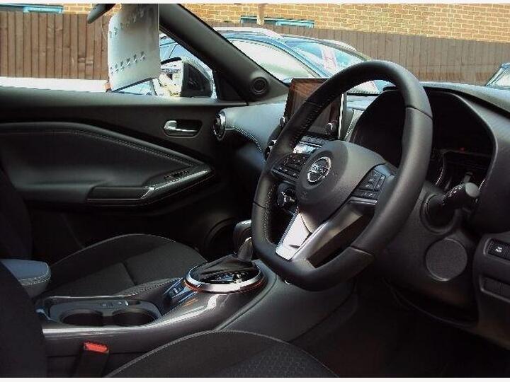 Nissan JUKE 1.0 DIG-T N-Connecta DCT Auto Euro 6 (s/s) 5dr