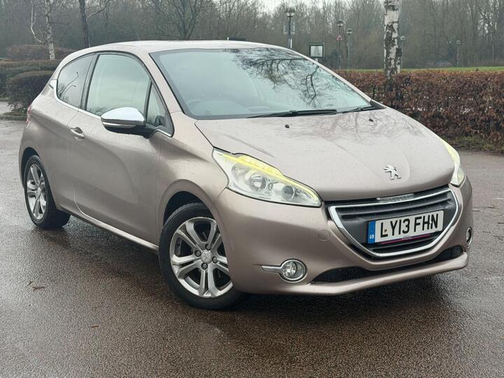 Peugeot 208 1.4 VTi Allure Euro 5 3dr