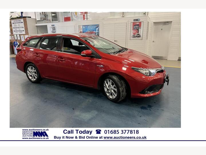 Toyota Auris 1.8 VVT-h Business Edition Touring Sports CVT Euro 6 (s/s) 5dr