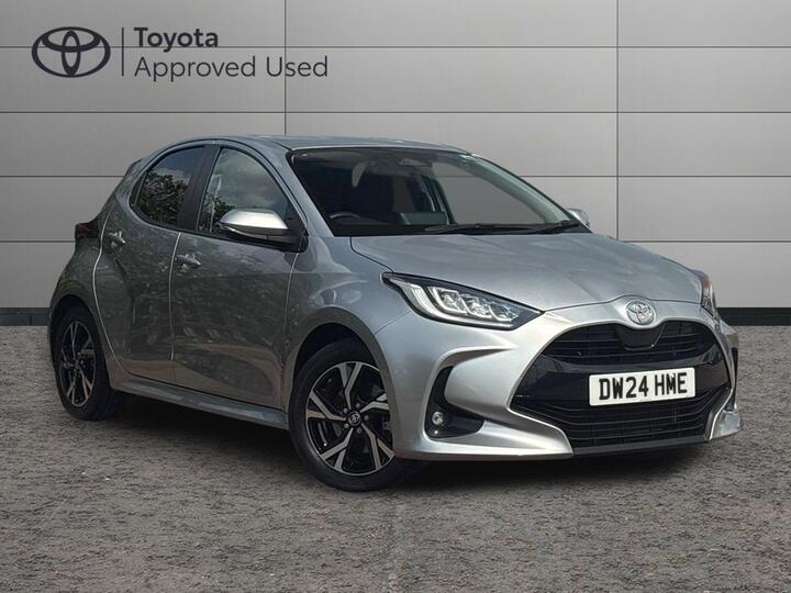 Toyota Yaris 1.5 VVT-h Design E-CVT Euro 6 (s/s) 5dr