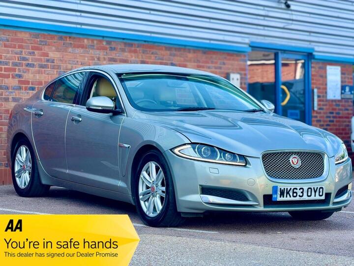 Jaguar XF 2.2d Premium Luxury Auto Euro 5 (s/s) 4dr