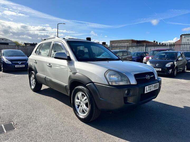 Hyundai TUCSON 2.0 CRTD CDX 5dr
