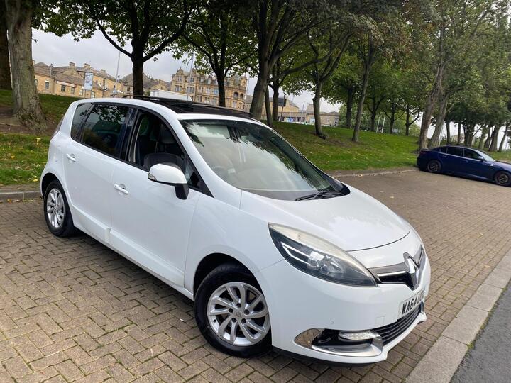Renault Scenic 1.5 DCi ENERGY Dynamique TomTom Euro 5 (s/s) 5dr