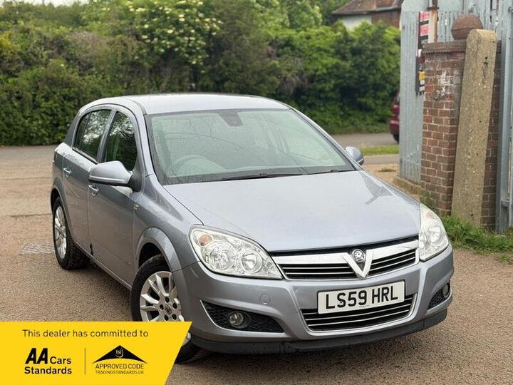 Vauxhall Astra 1.4i 16v Active Plus 5dr