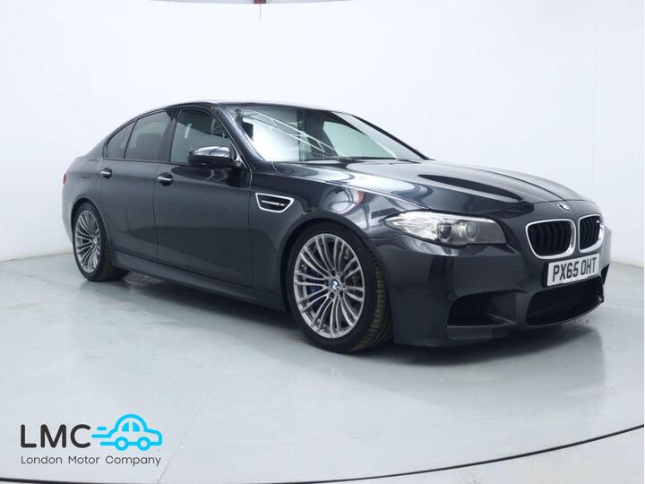 BMW M5 4.4 V8 DCT Euro 6 (s/s) 4dr
