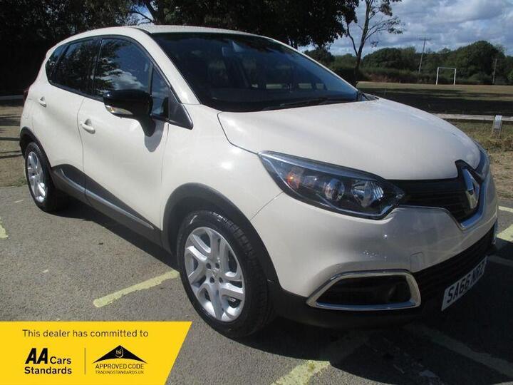 Renault Captur 1.5 DCi ENERGY Dynamique Nav Euro 6 (s/s) 5dr