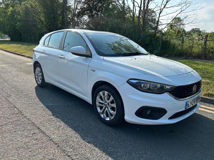 Fiat Tipo 1.4 MPI Easy Plus Euro 6 5dr
