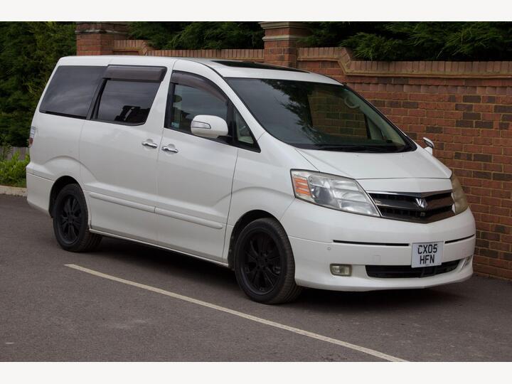 Toyota Alphard 2.4 Hybrid 7 Seater