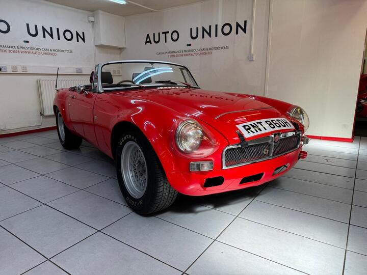 MG MGB SEBRING RECREATION CONVERTIBLE.