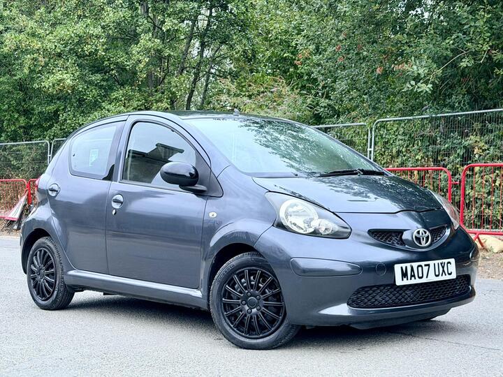 Toyota AYGO 1.0 VVT-i + MultiMode Euro 4 5dr